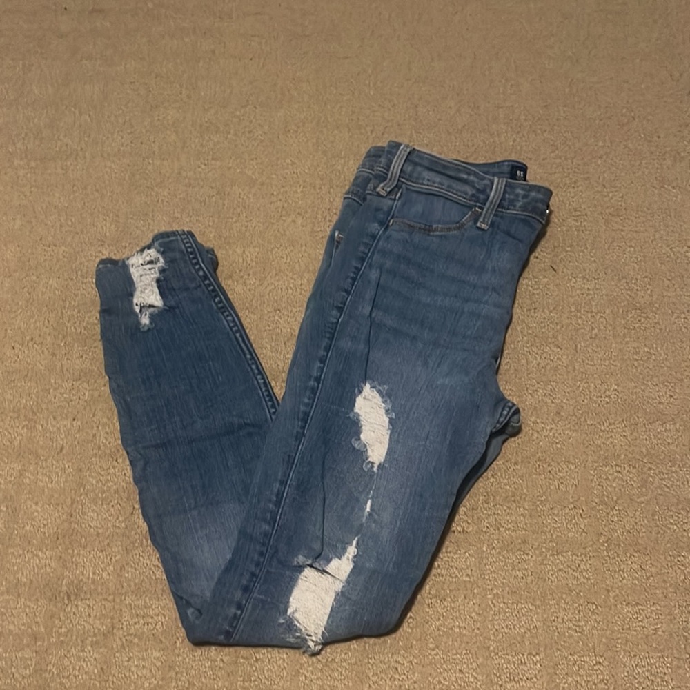 HOLLISTER RIPPED JEANS - Picture 3 of 4